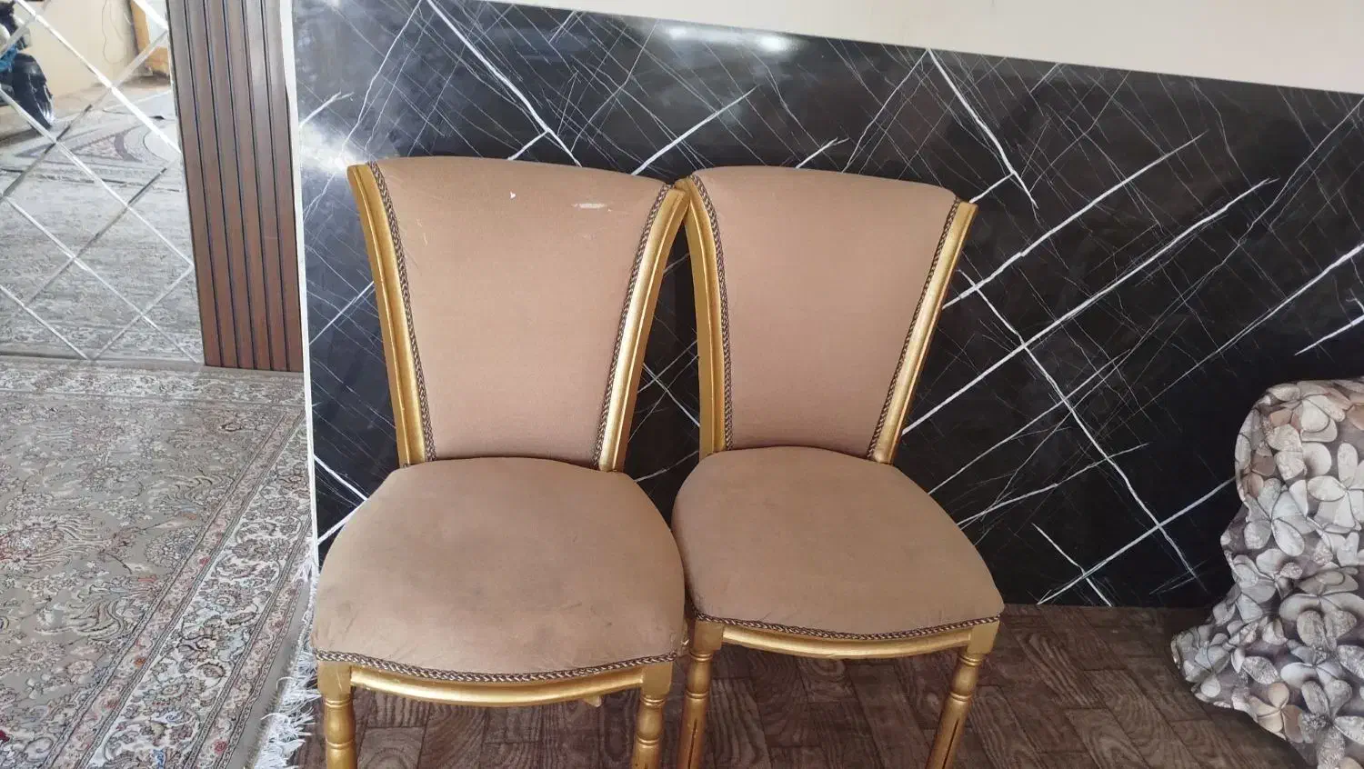 مبل|مبلمان خانگی و میز عسلی|لنجان, |دیوار