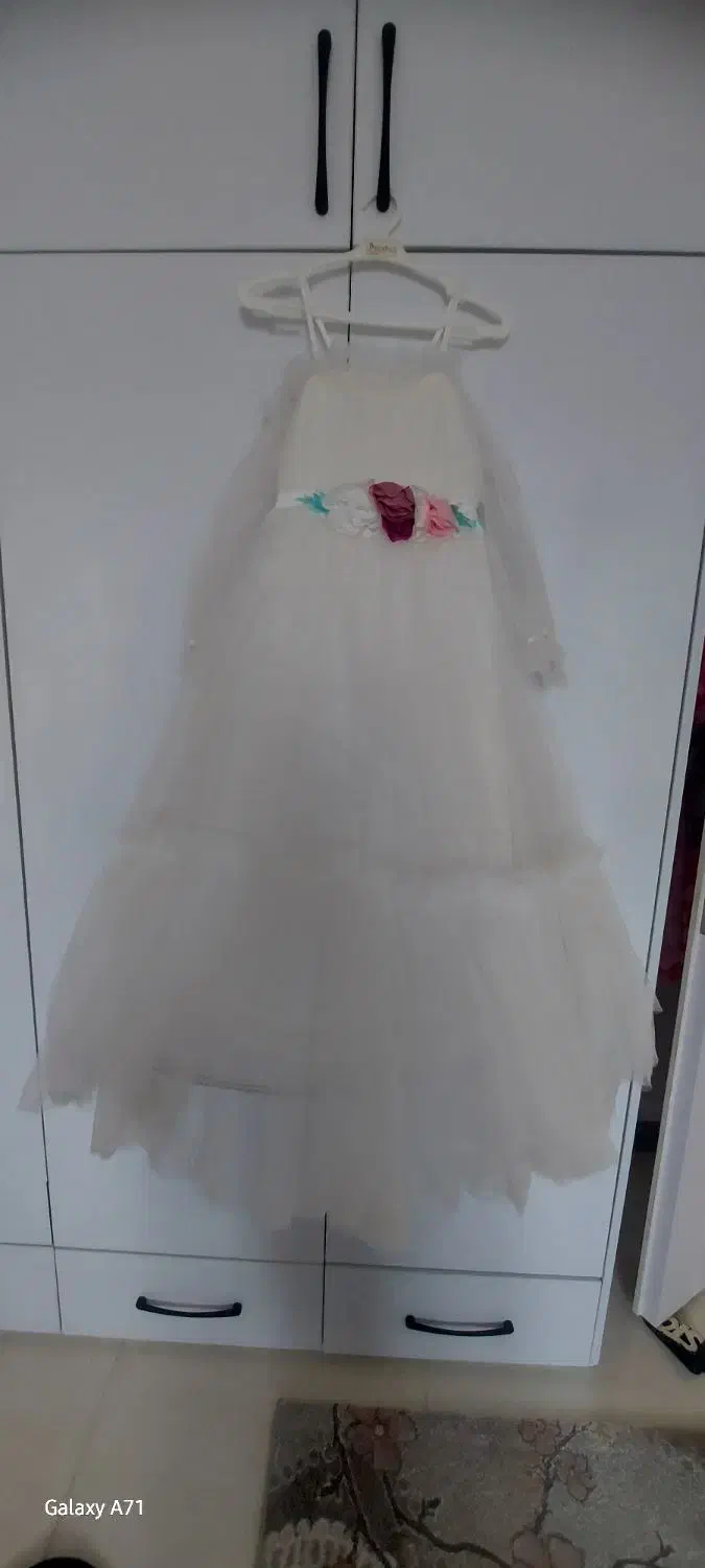 لباس عروس توری|لباس|لاهیجان, فیاض|دیوار