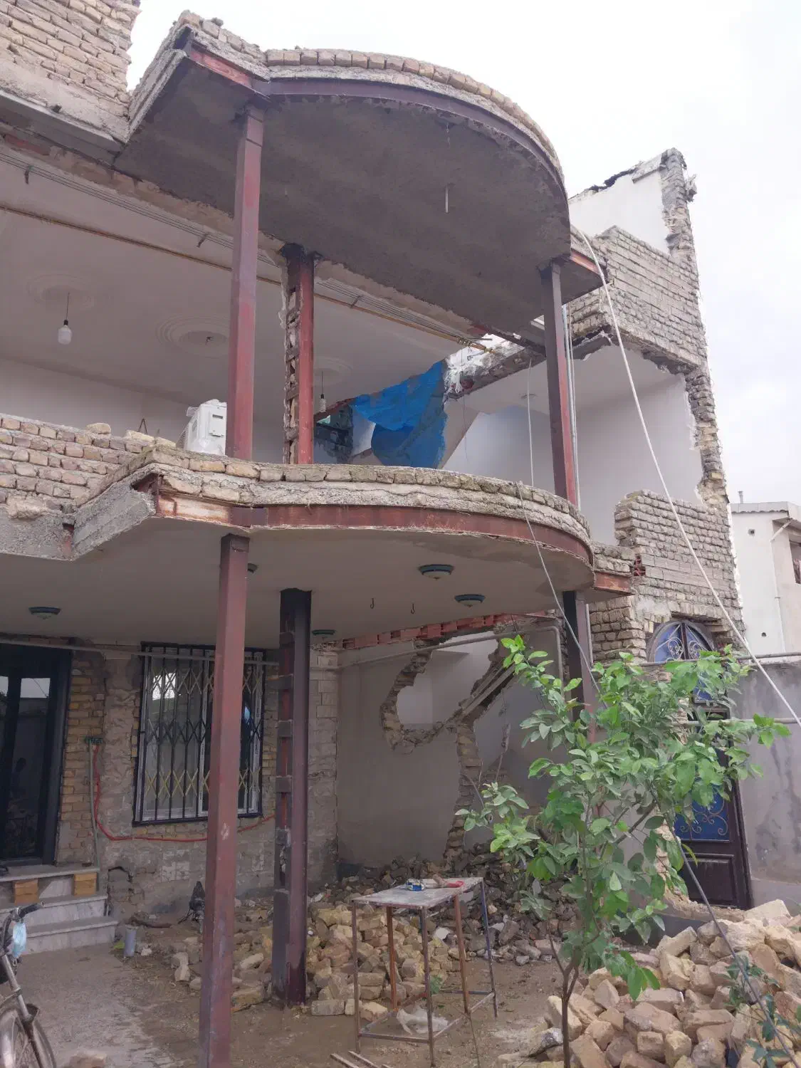 تخریبکار ساختمان|خدمات پیشه و مهارت|کلاله, |دیوار