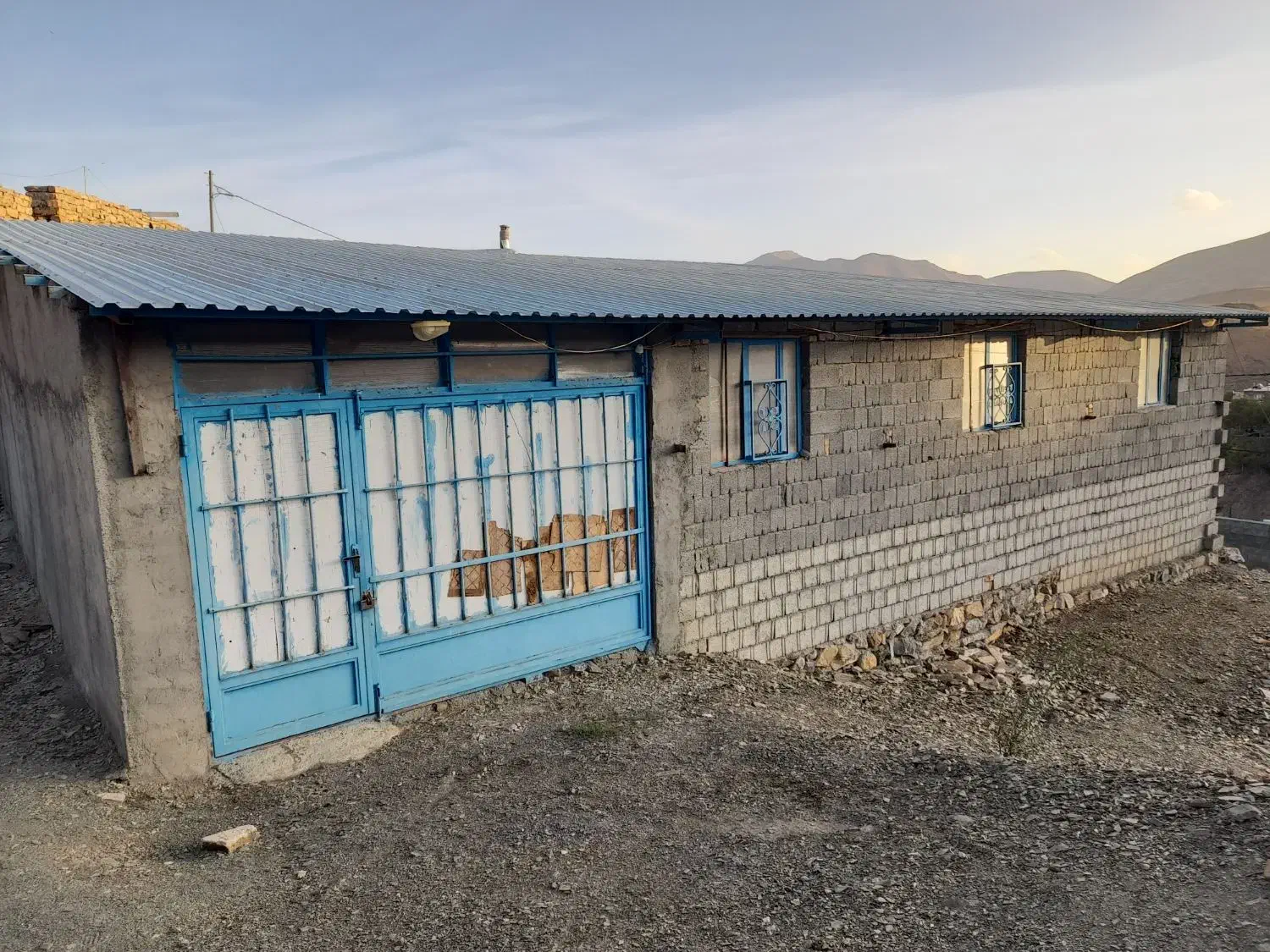 سوله یا انبار جهت اجاره و فروش|اجارهٔ دفتر صنعتی، کشاورزی، تجاری|سنندج, |دیوار