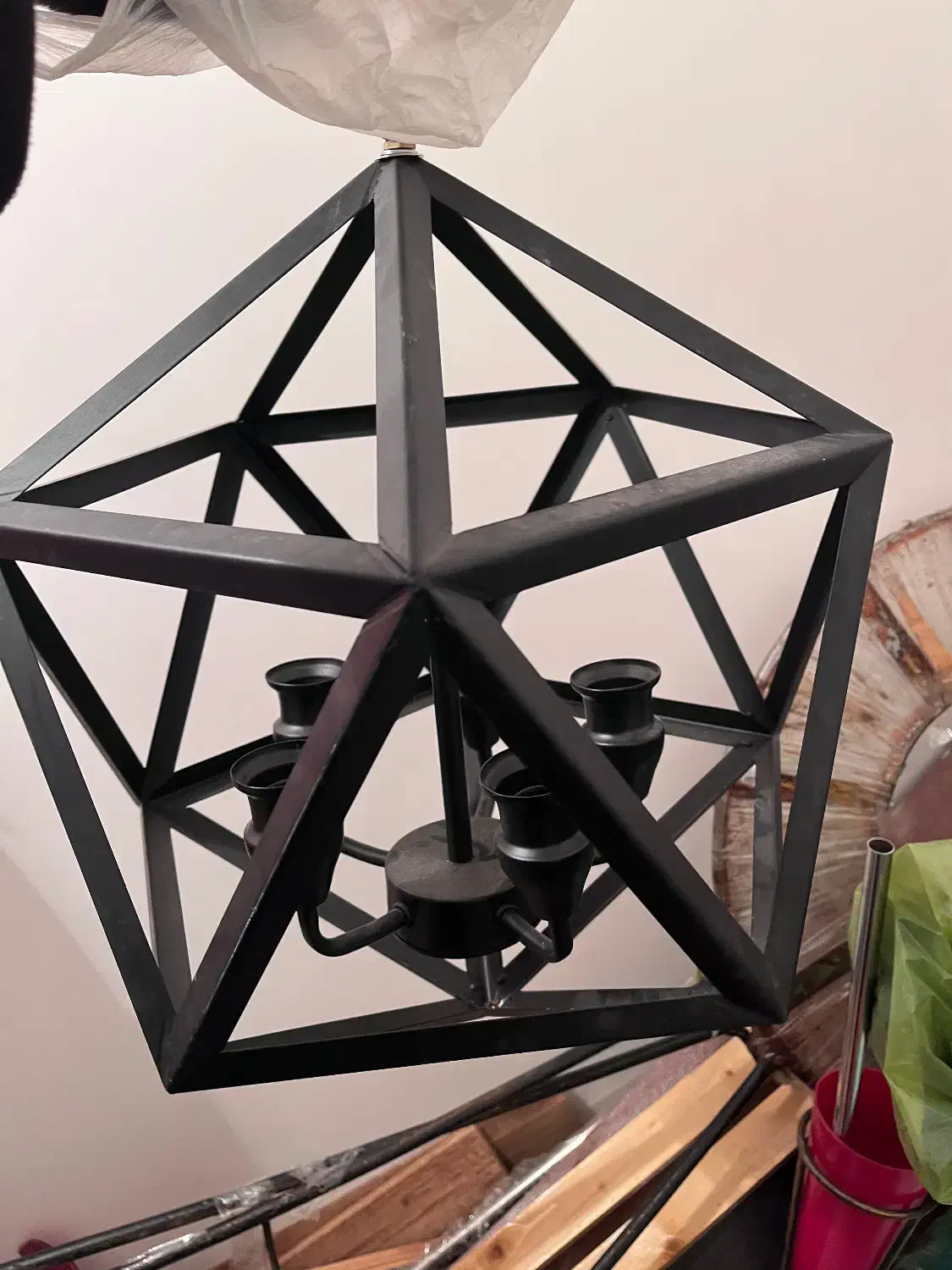 یک عدد لوستر پنج شاخه|لوستر و چراغ آویز|رشت, اسماعیل آباد|دیوار