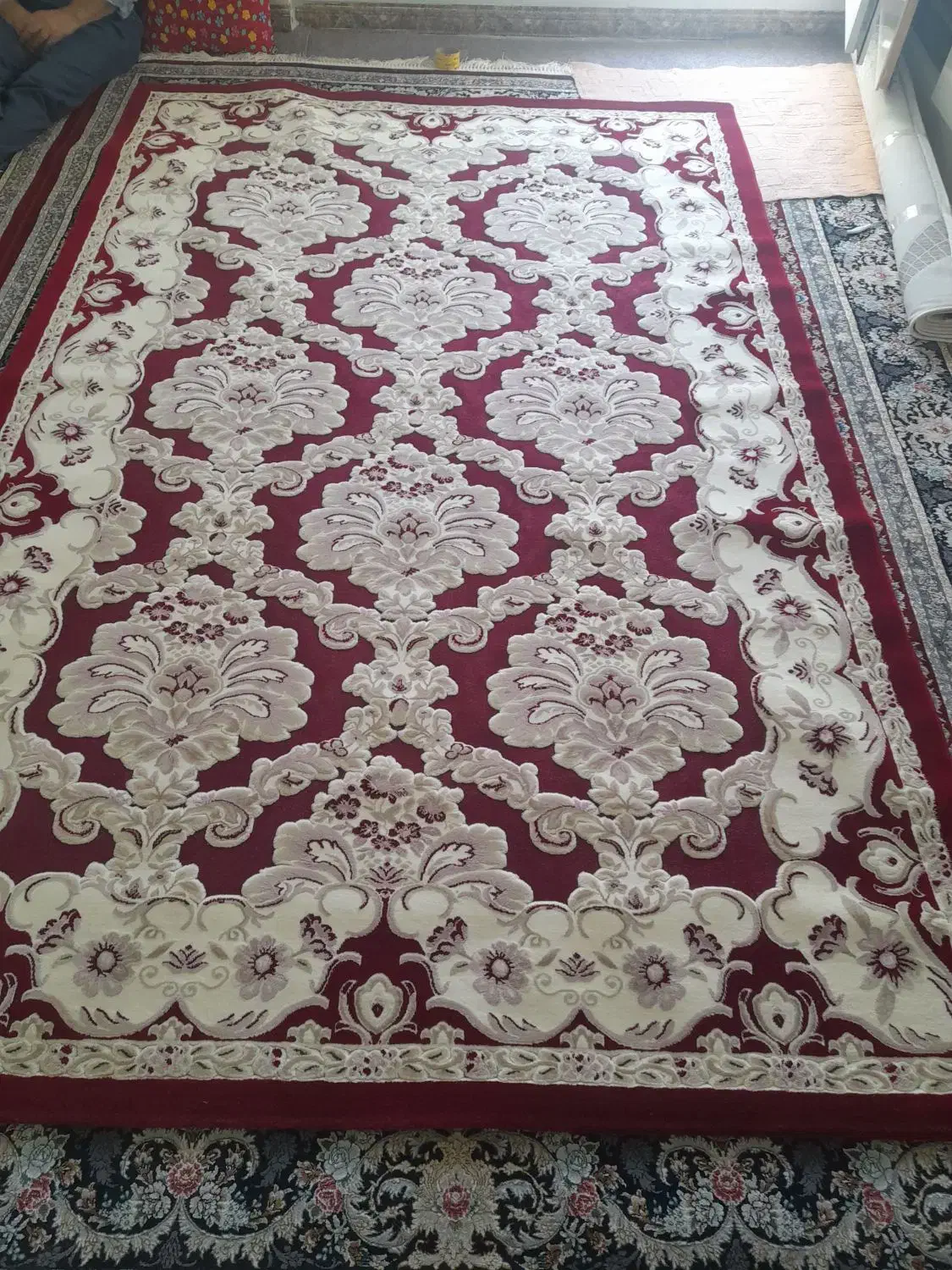 فرش 6 متری  و یک عدد فرش ۴ متری|فرش|نسیم‌شهر, |دیوار