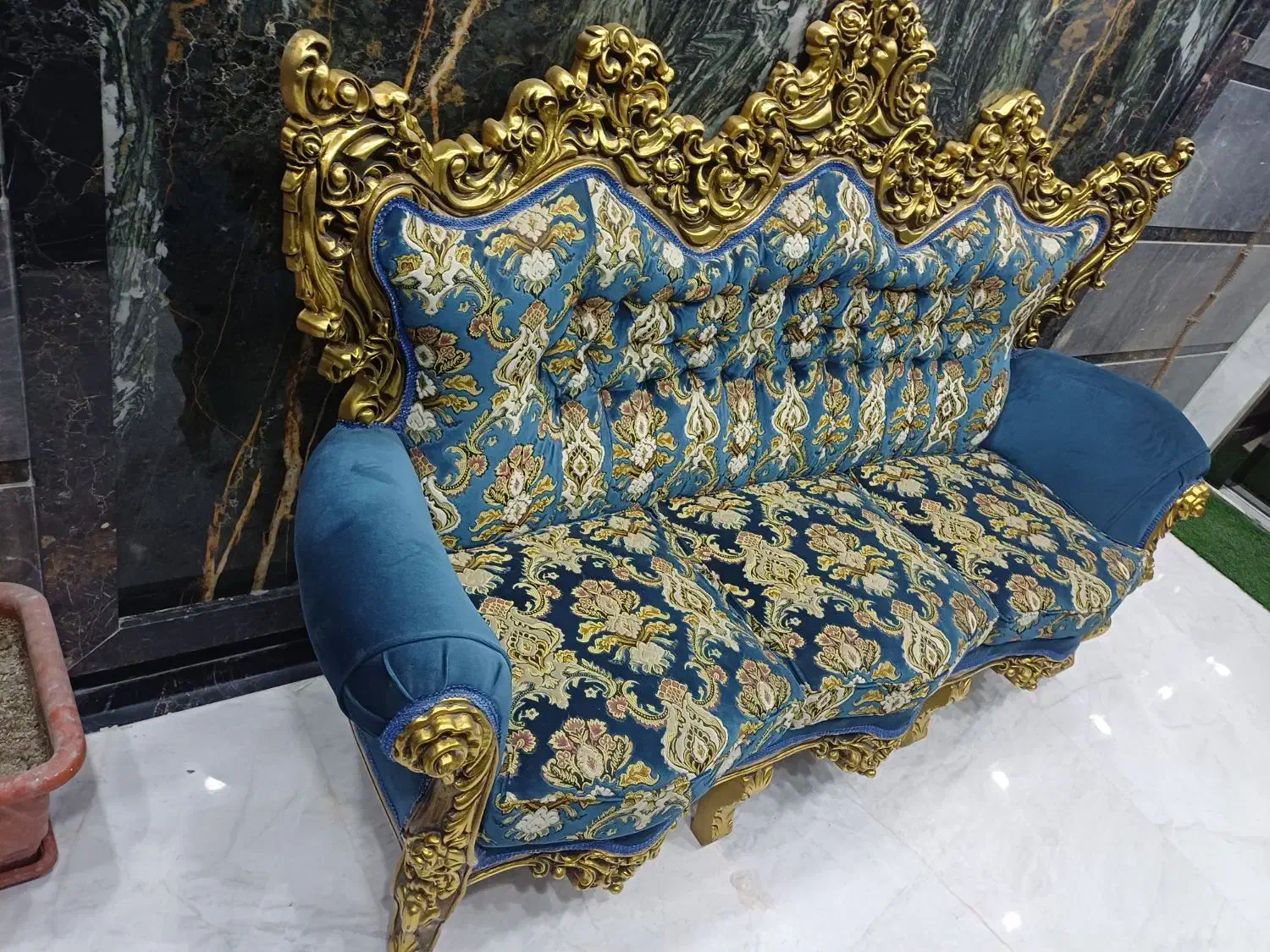 مبل سلطنتی سالم سالم بدون خط وخش|مبلمان خانگی و میز عسلی|تهران, گیشا|دیوار