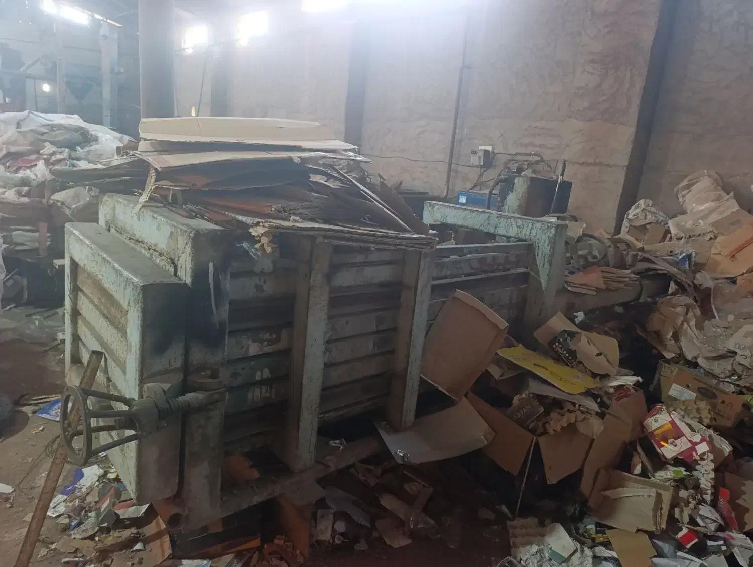 دستگاه پرس کارتن|ماشین‌آلات صنعتی|شادگان, |دیوار