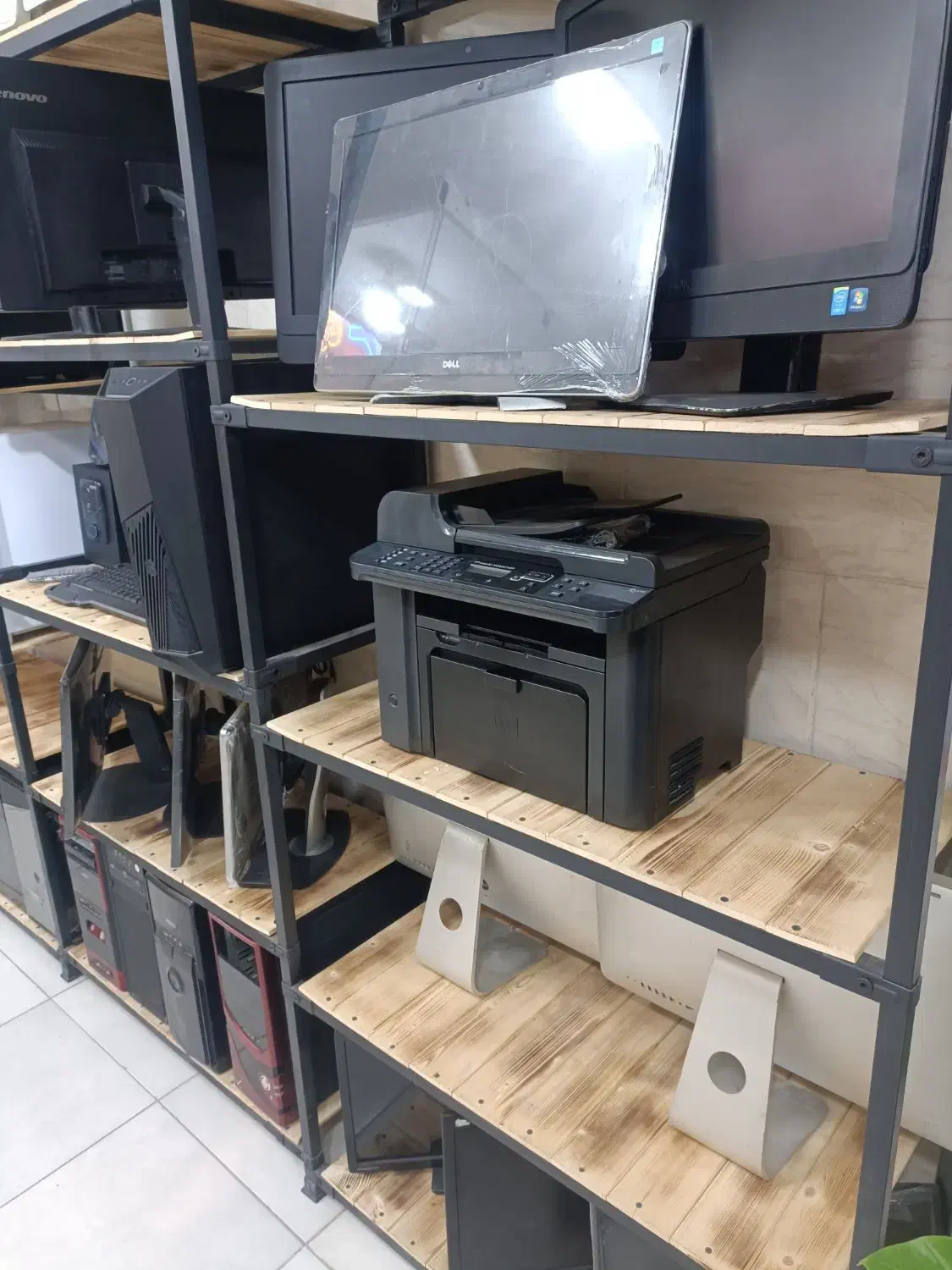 خرید قطعات کامپیوتر و لپتاپ/مانیتور به قیمت|قطعات و لوازم جانبی رایانه|فلاورجان, |دیوار