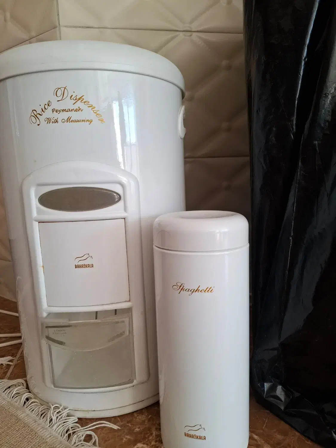 سطل برنج|ظروف نگهدارنده، پلاستیکی، یک‌بارمصرف|برخوار, |دیوار