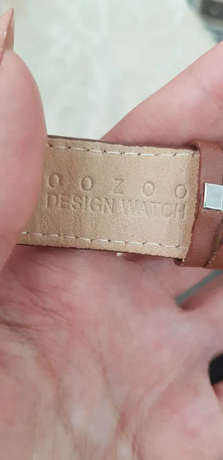 ساعت|ساعت|کرج, کوی کارمندان جنوبی|دیوار