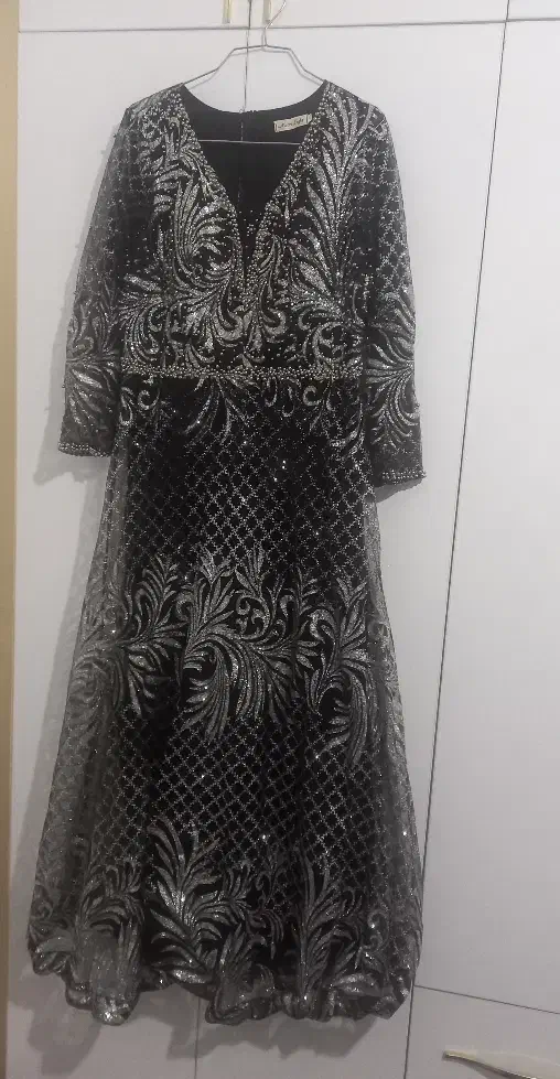 لباس مجلسی بلند|لباس|کبودرآهنگ, |دیوار