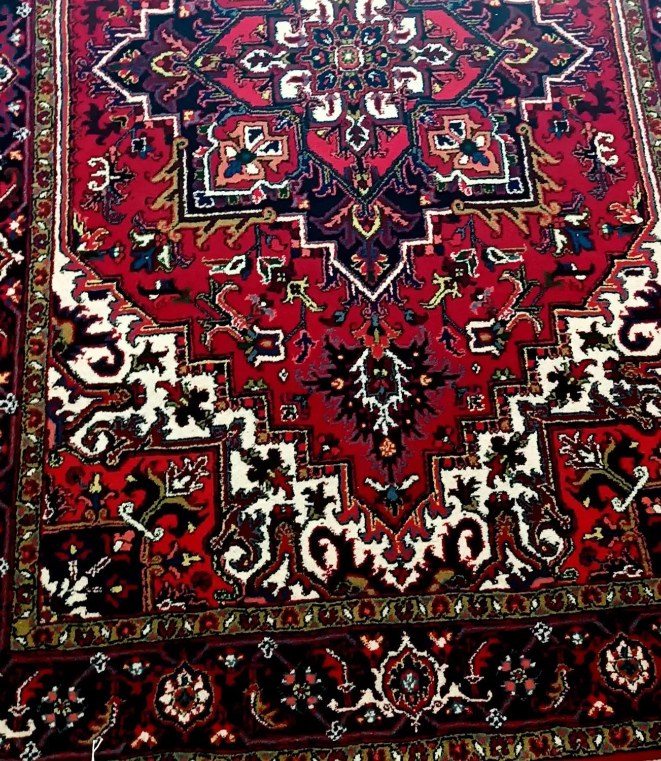 فرش هریس|فرش|اهر, |دیوار