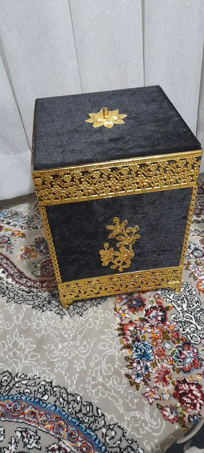 سطح اشغال با جا دستمال کاغذی|صنایع دستی و سایر لوازم تزئینی|مشهد, انصار|دیوار