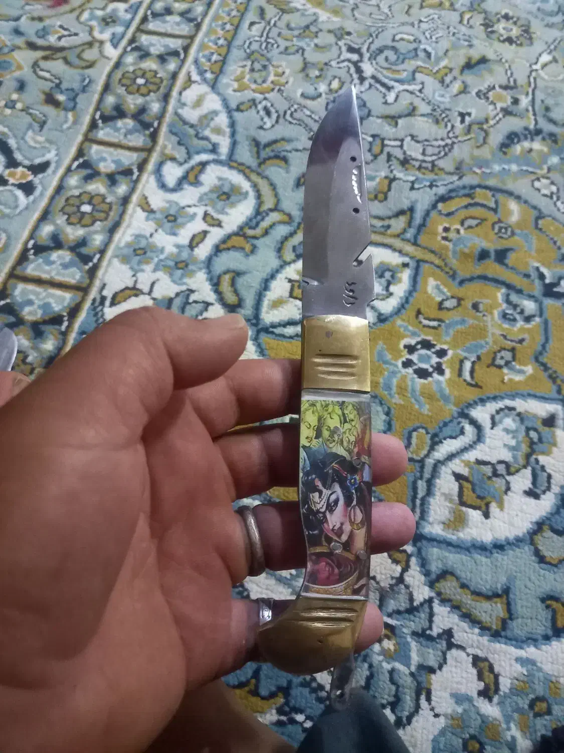 فروش چاقو دنده ای و ضامن دار|کلکسیون اشیاء عتیقه|کازرون, |دیوار