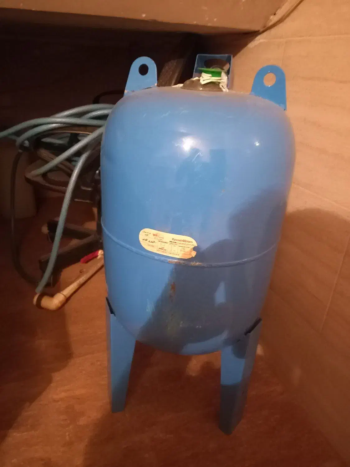 منبع پمپ آب۶۰لیتری|مصالح و تجهیزات ساختمان|تهران, خانی آباد نو شمالی|دیوار