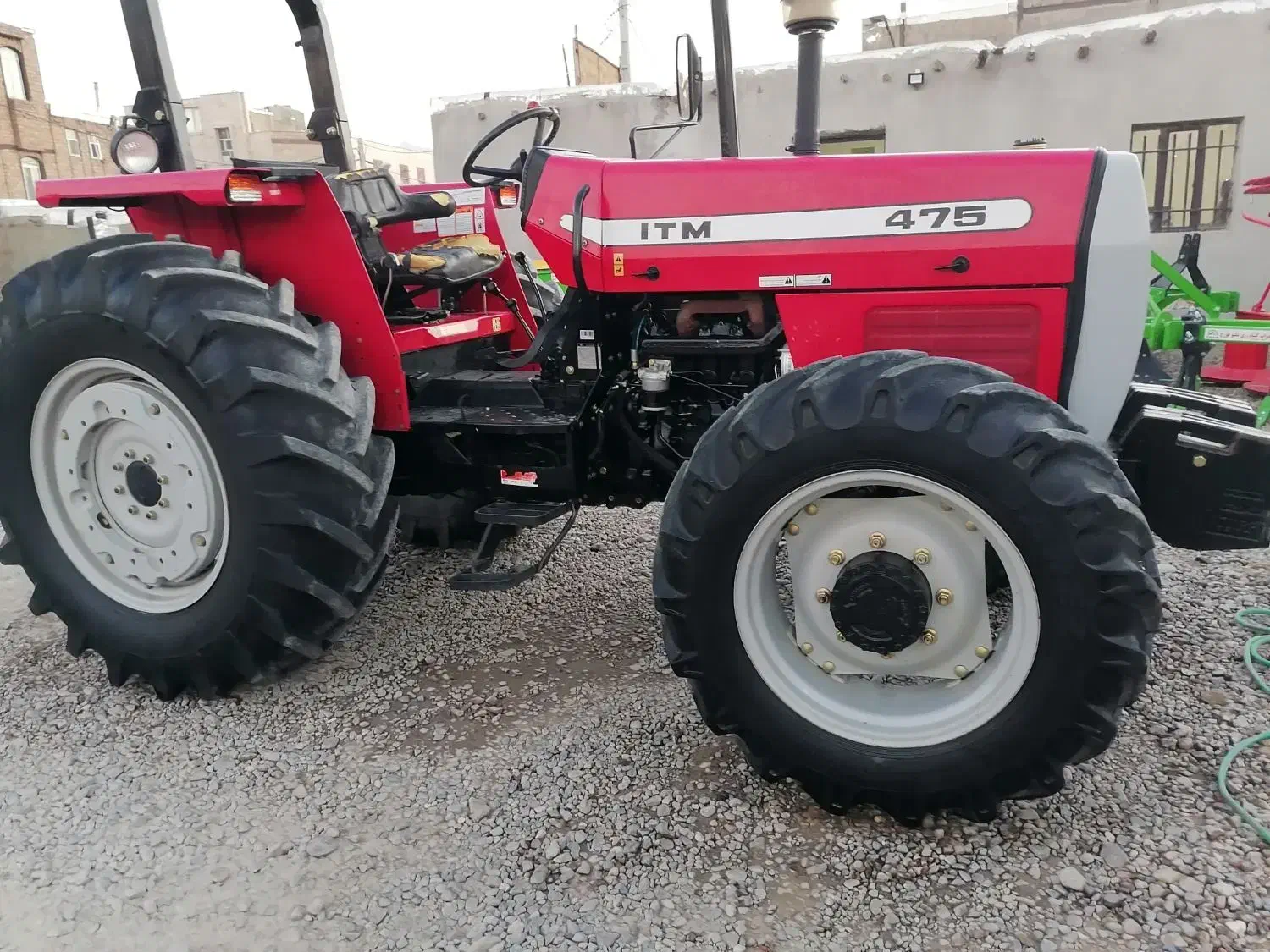 تراکتور 475 پمپ کوچک|خودرو سنگین|قروه, |دیوار