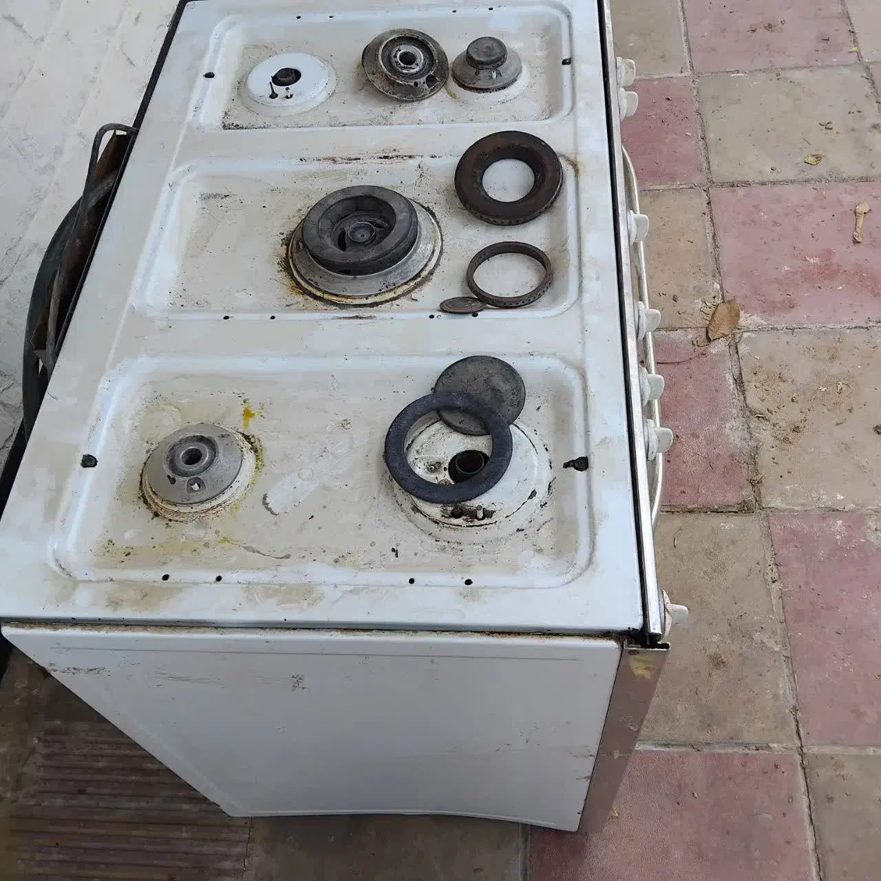 تعمیرات و سرویس اجاق گاز و فر در برندها مختلف|اجاق گاز و لوازم برقی پختوپز|تهران, پونک|دیوار