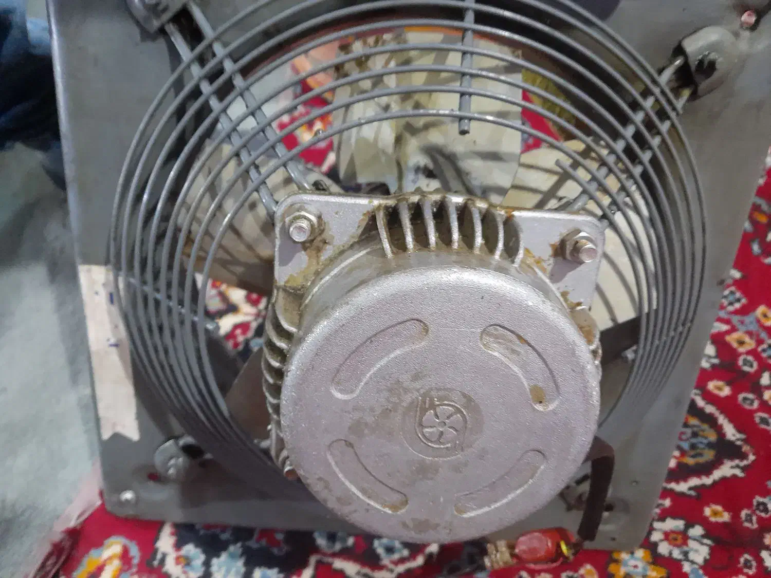 فن دمنده 40×40|پنکه و تصفیهکنندهٔ هوا|پاپی, |دیوار