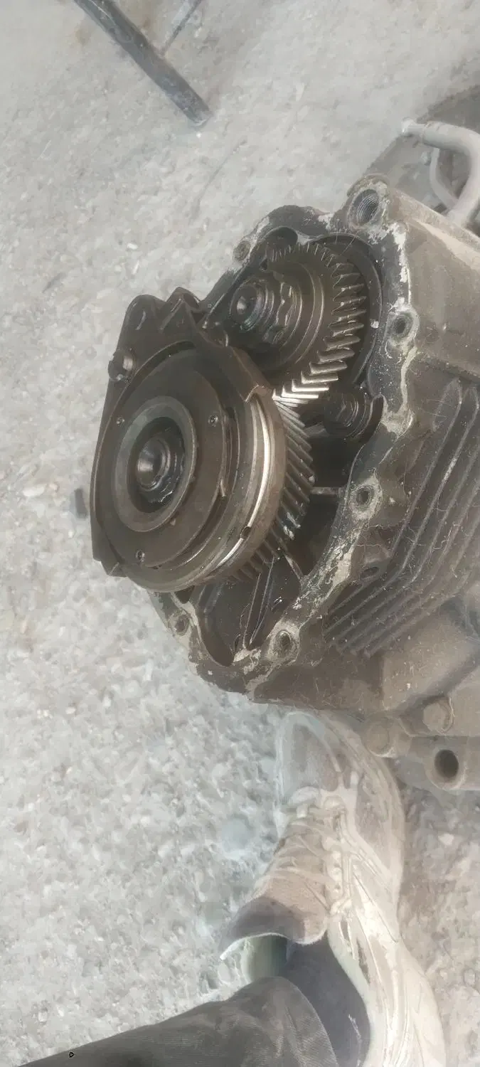 گیربکس پژو(میل لنگ) سیلندر|قطعات یدکی و لوازم جانبی|فسا, |دیوار