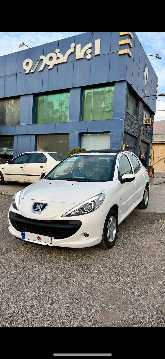 207 ارتقا یافته سقف شیشه ۱۴۰۳|خودرو سواری و وانت|منجیل, |دیوار