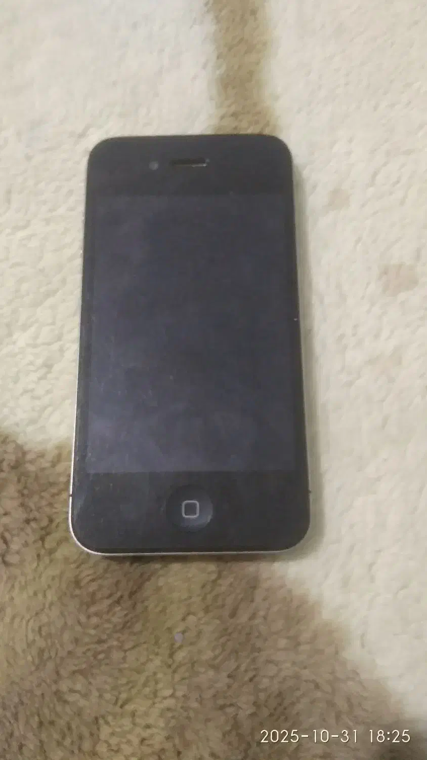 گوشی ایفون 4 معاوضه|موبایل|خاش, |دیوار