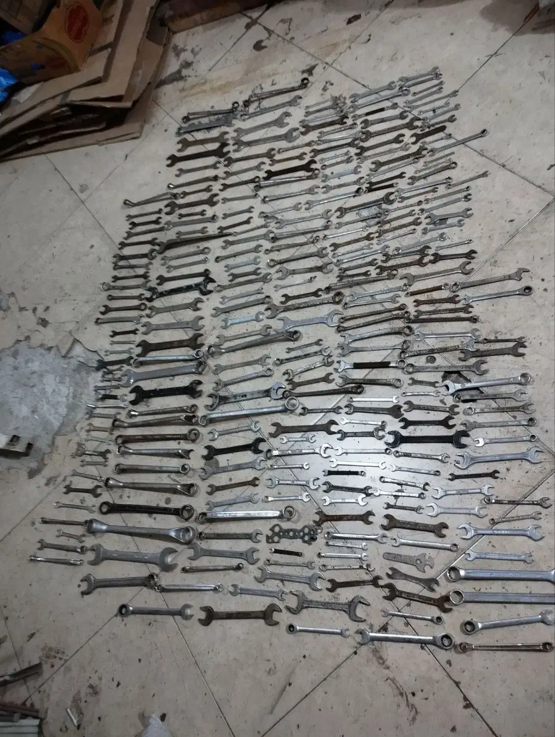 ابزار الات|ابزارآلات|اراک, |دیوار