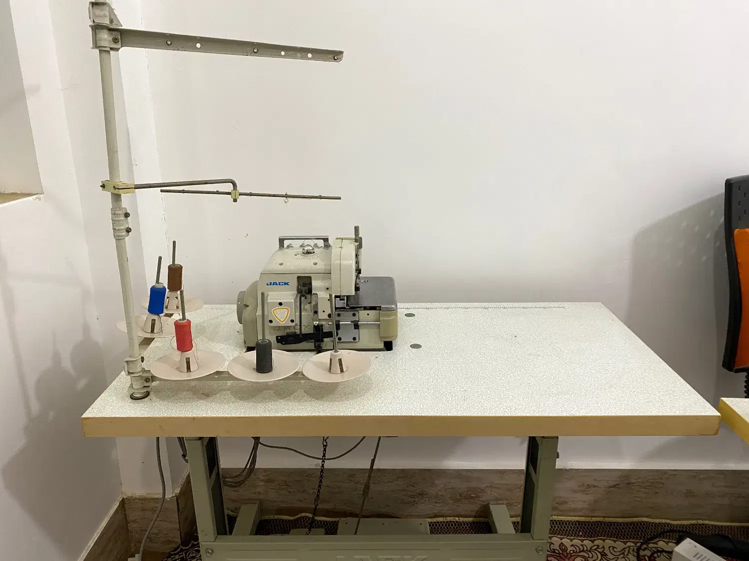 سردوز ۵نخ|چرخ خیاطی و ریسندگی|علی‌آباد کتول, |دیوار