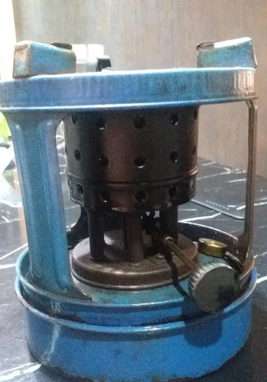 چراغ نفتی|کلکسیون اشیاء عتیقه|سبزوار, پاسداران|دیوار