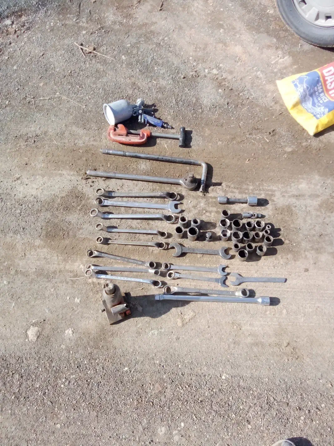 اچر|ابزارآلات|سنندج, |دیوار