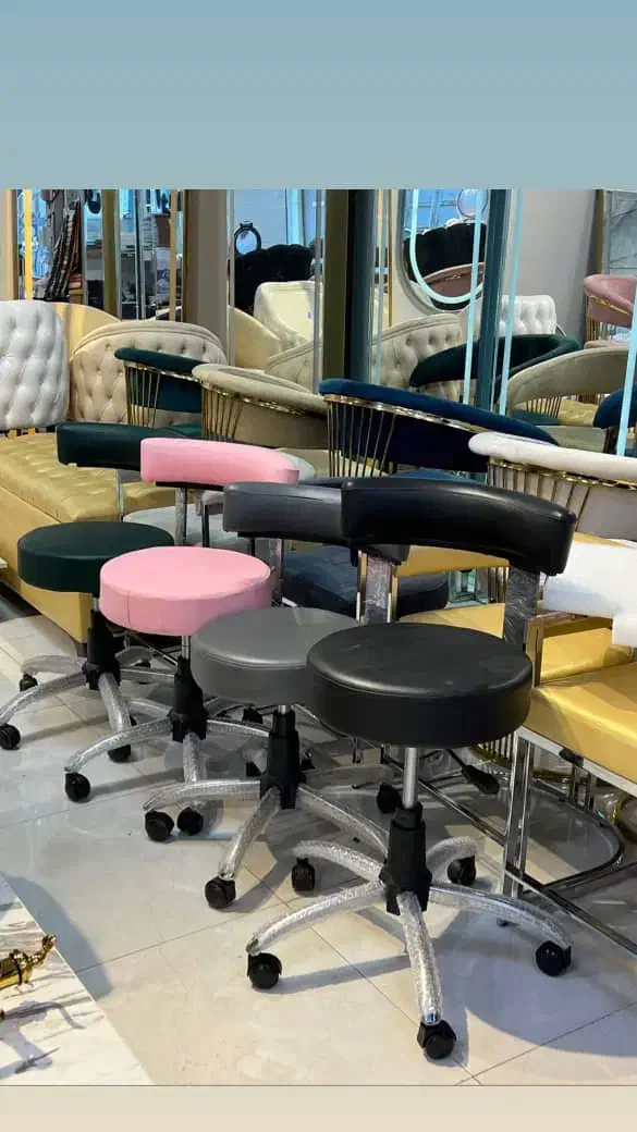 صندلی تابوره استاد کار آرایشگاهی|آرایشگاه و سالنهای زیبایی|اصفهان, آزادگان|دیوار