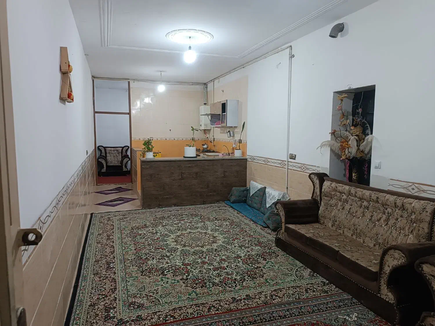 سوییت اجاره ی ماهان نزدیک باغ شاهزاده|اجارهٔ کوتاه‌مدت آپارتمان و سوئیت|ماهان, |دیوار