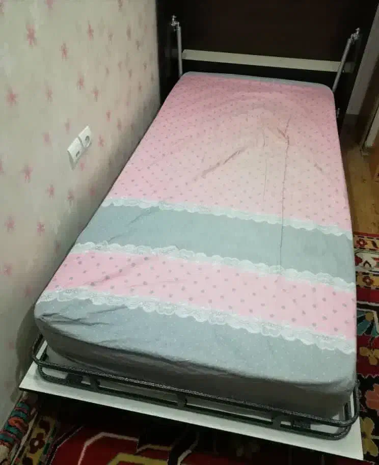 کمدتختخوابشو کم جا|تخت و سرویس خواب|تهران, کوی بیمه|دیوار