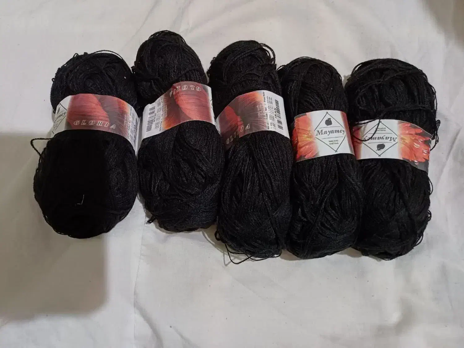 کاموا میامی ۴۰ گرمی ۲۲۰ متر  و کاموا بهاران ۴۰ گرم|لوازم خیاطی و بافتنی|تهران, علم و صنعت|دیوار