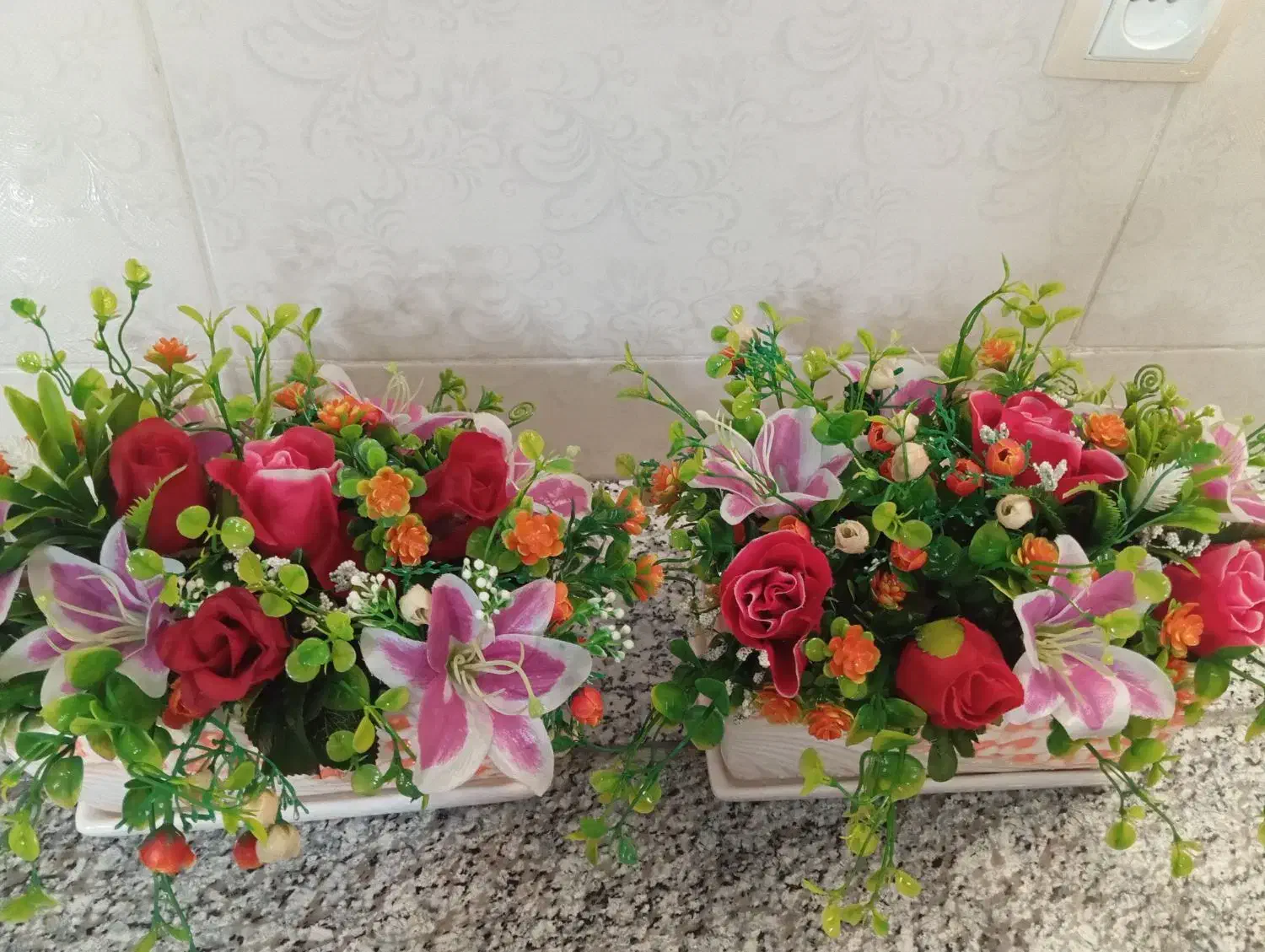 گل مصنوعی باگلدون سرامیکی|گل مصنوعی|نجفآباد, صالح آباد|دیوار