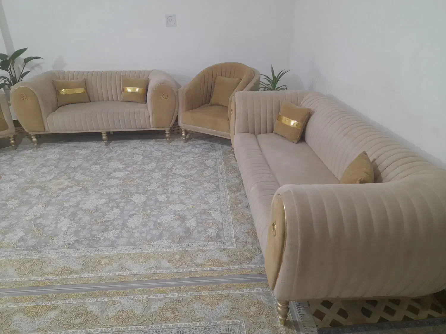 مبل|مبلمان خانگی و میز عسلی|نورآباد, |دیوار