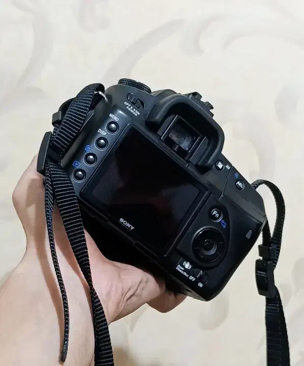 دوربین Sony (سونی)|دوربین عکاسی و فیلمبرداری|رشت, پیرسرا|دیوار