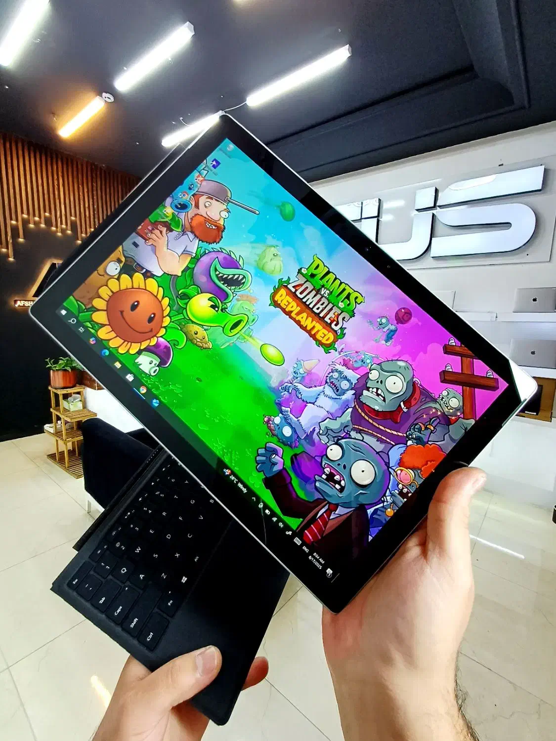 microsoft  surface|رایانه همراه|نیشابور, دارایی|دیوار