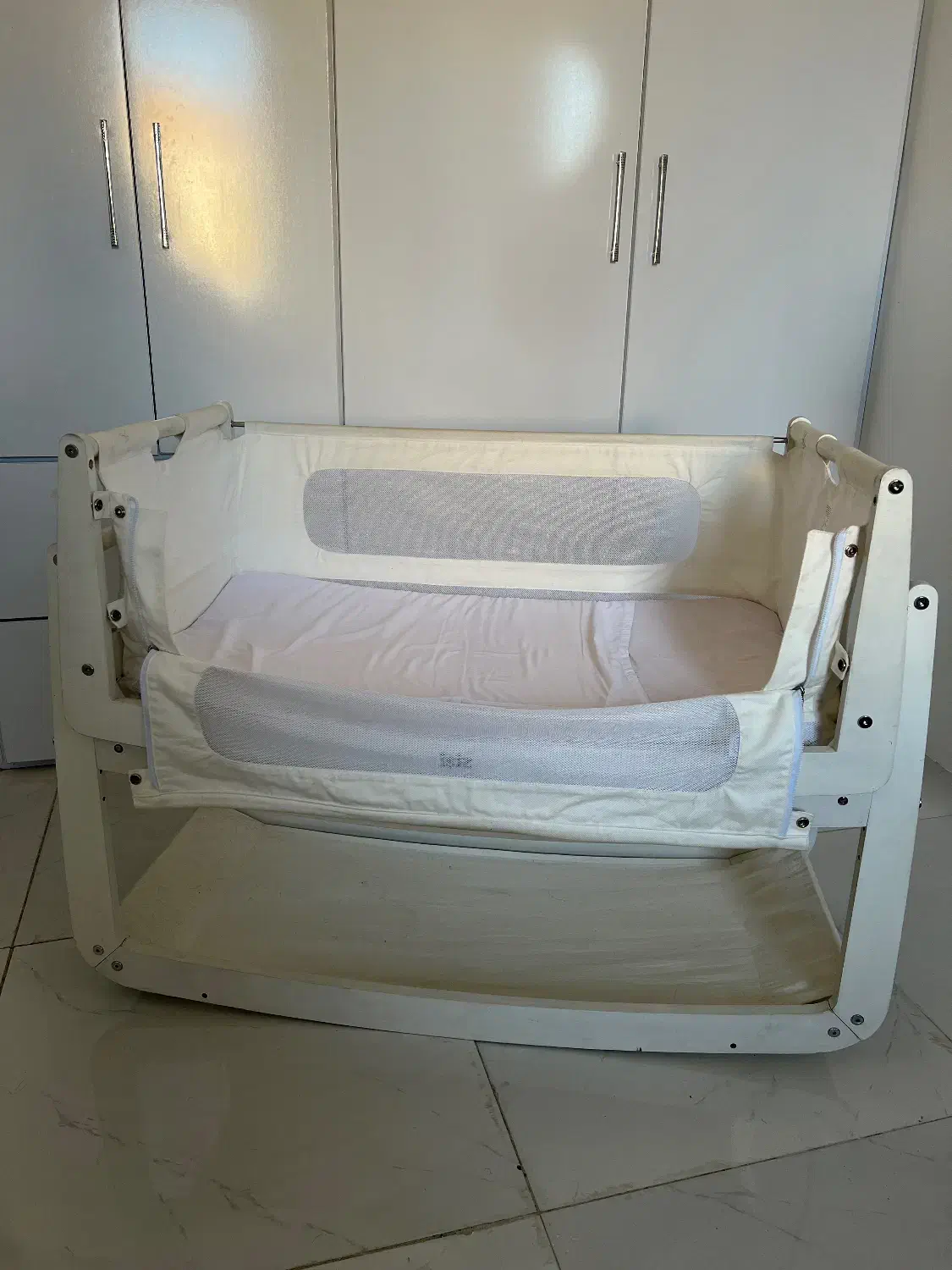 تخت مار ک ایسیز ترک|تخت و صندلی بچه|لاهیجان, کوی خزر|دیوار