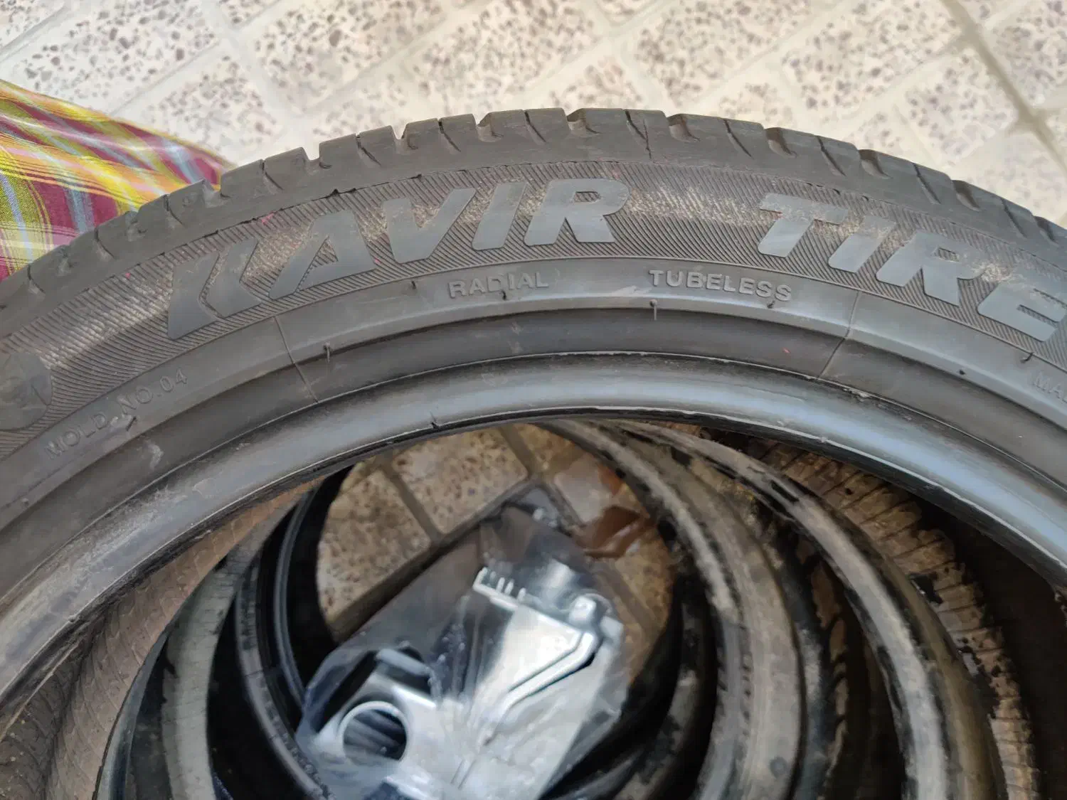 لاستیک 205|قطعات یدکی و لوازم جانبی|اندیشه, اندیشه فاز ۳|دیوار