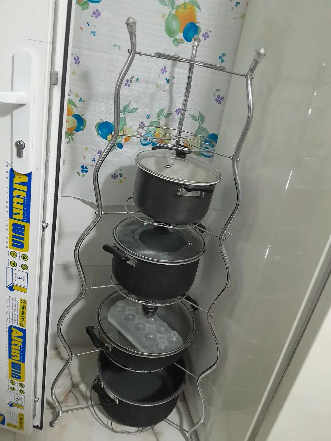 استند قابلمه|آب‌چکان و نظم‌دهنده ظروف|تبریز, |دیوار