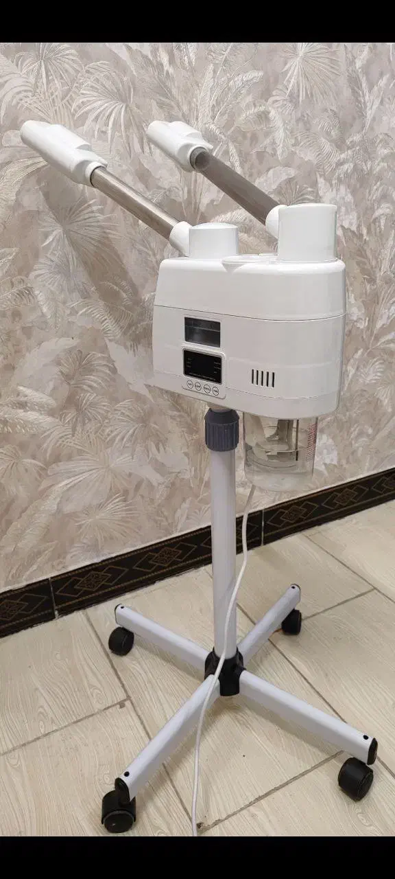 ارایشی بهداشتی|آرایشگاه و سالن‌های زیبایی|کنگاور, |دیوار