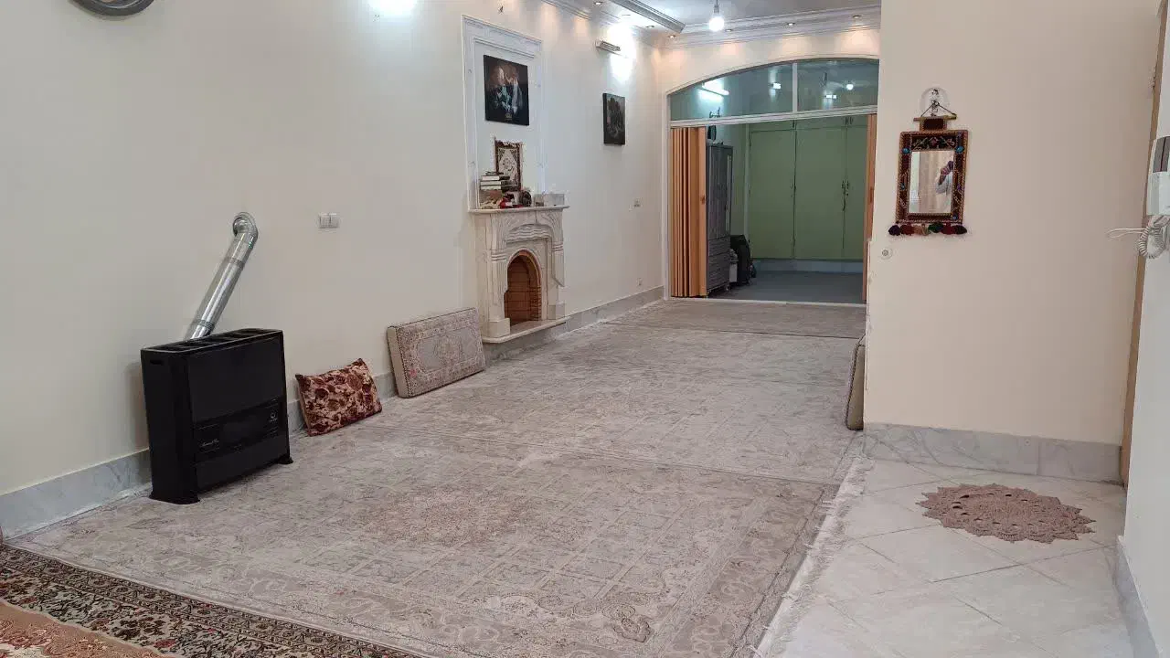 خانه‌ اجاره‌ای در جمهوری ۳۶|اجارهٔ آپارتمان|قم, میرزائیه|دیوار