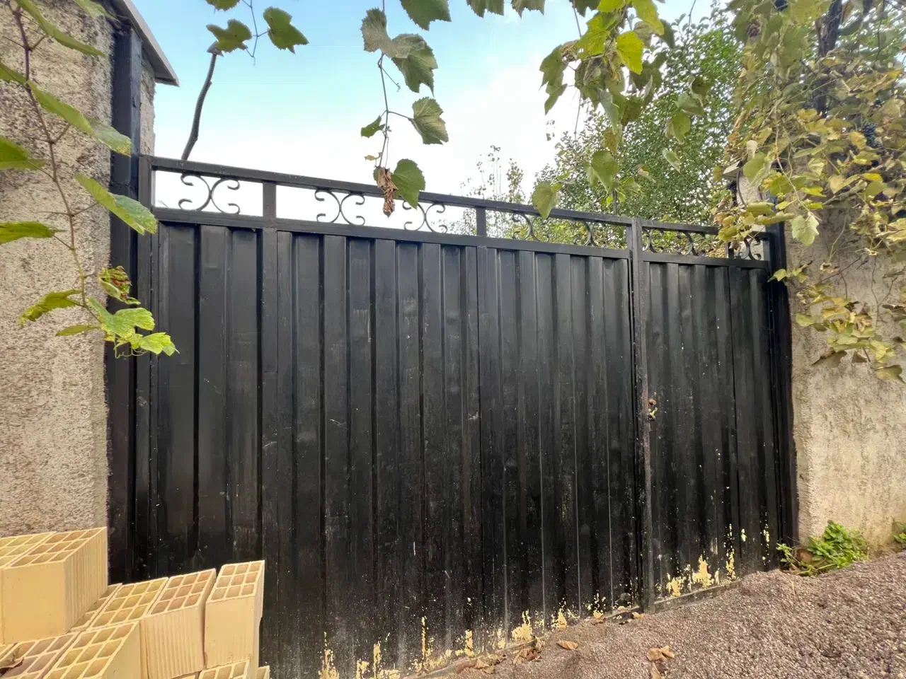 ۳ دروازه اهنی ورق سنگین|مصالح و تجهیزات ساختمان|خمام, |دیوار