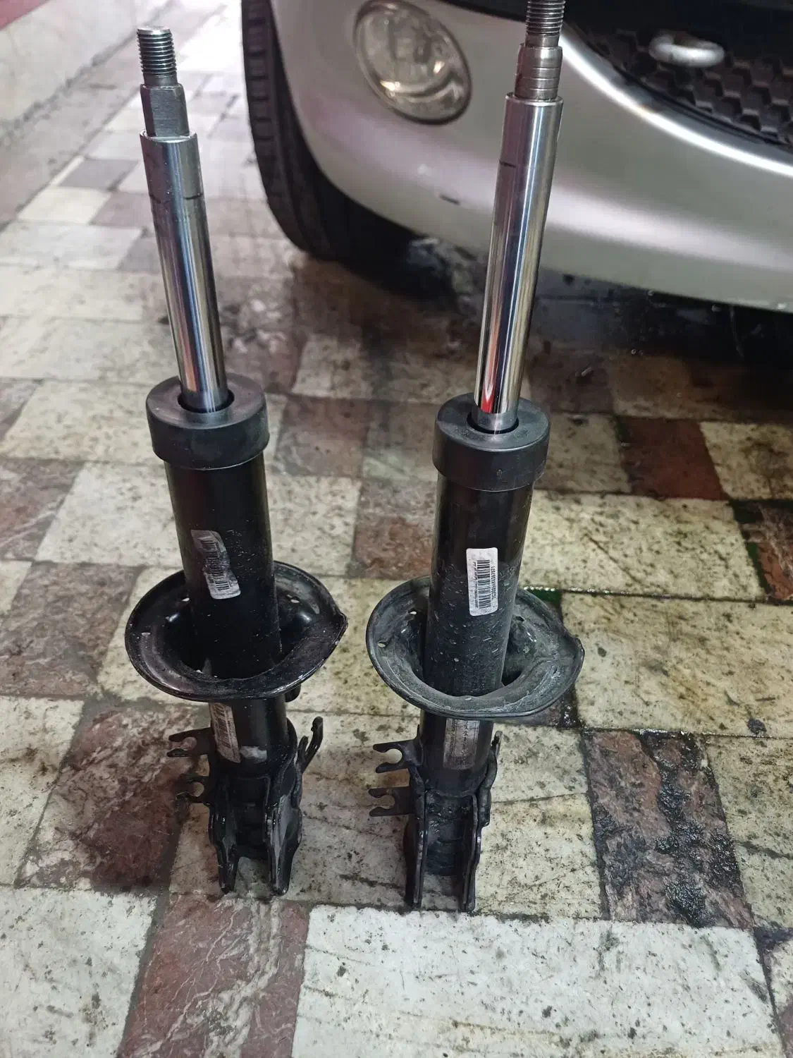 4 عدد کمک فنر جلو ساینا ویک جفت بورژین|قطعات یدکی و لوازم جانبی|تبریز, |دیوار