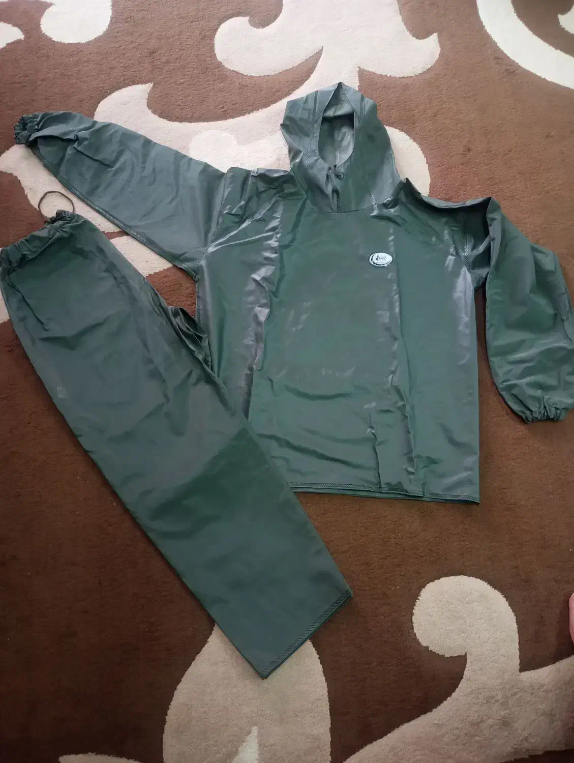 بادگیر های جنس اصلی جلال|لباس|رشت, نیروی دریایی|دیوار