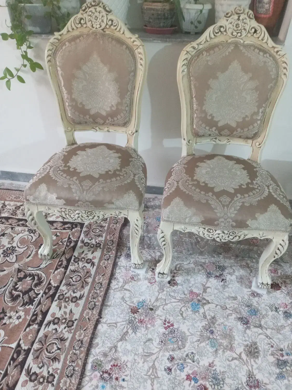 نبل ۹ نفره با عسلی|مبلمان خانگی و میز عسلی|رزن, |دیوار