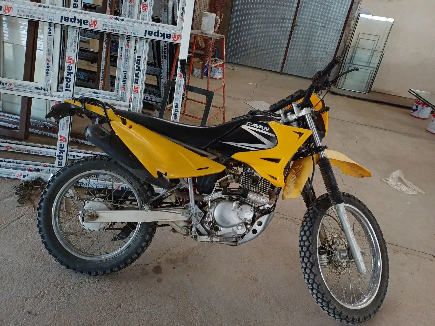 تریل 200سی سی|موتورسیکلت|بافق, |دیوار