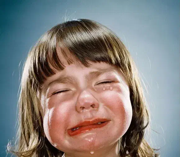 عروسک گمشده|اشیا|اهواز, معین زاده|دیوار