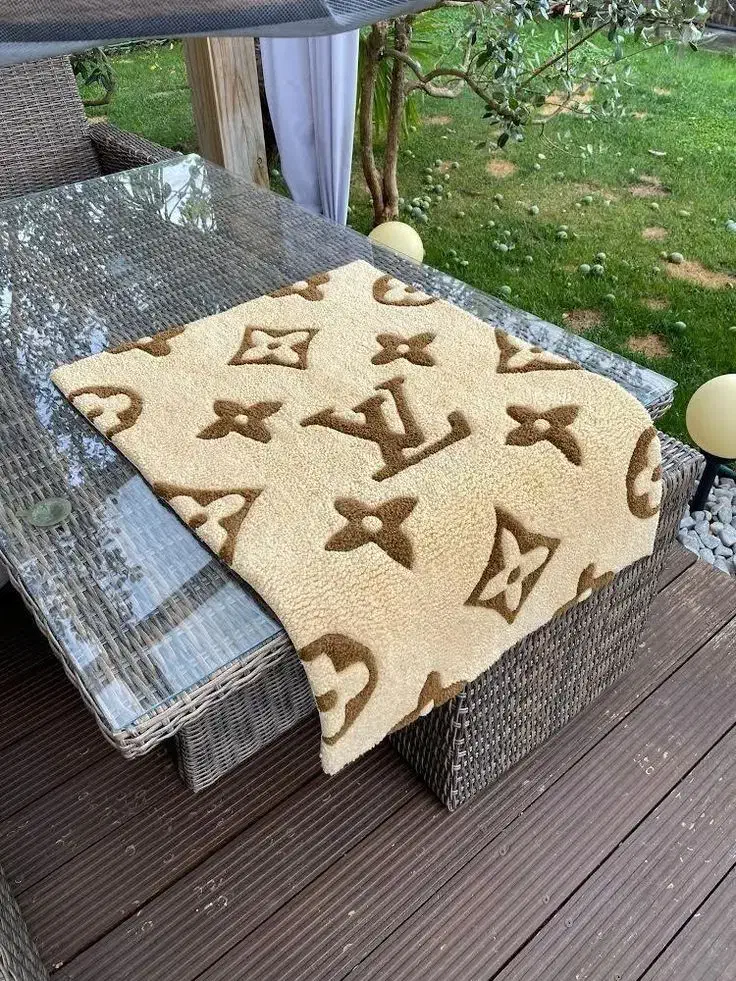 بافت قالیچه فانتزی (راگ) با طرح دلخواه شما|پادری|اصفهان, نقش جهان|دیوار