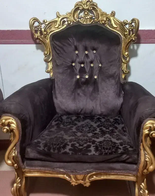 مبل سلطنتی ۷نفره|مبلمان خانگی و میز عسلی|پاکدشت, خاتون آباد|دیوار