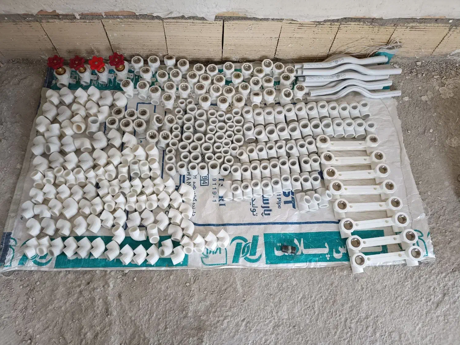 تاسیسات ساختمان آب شوفاژ پولیکا|خدمات پیشه و مهارت|ملایر, |دیوار