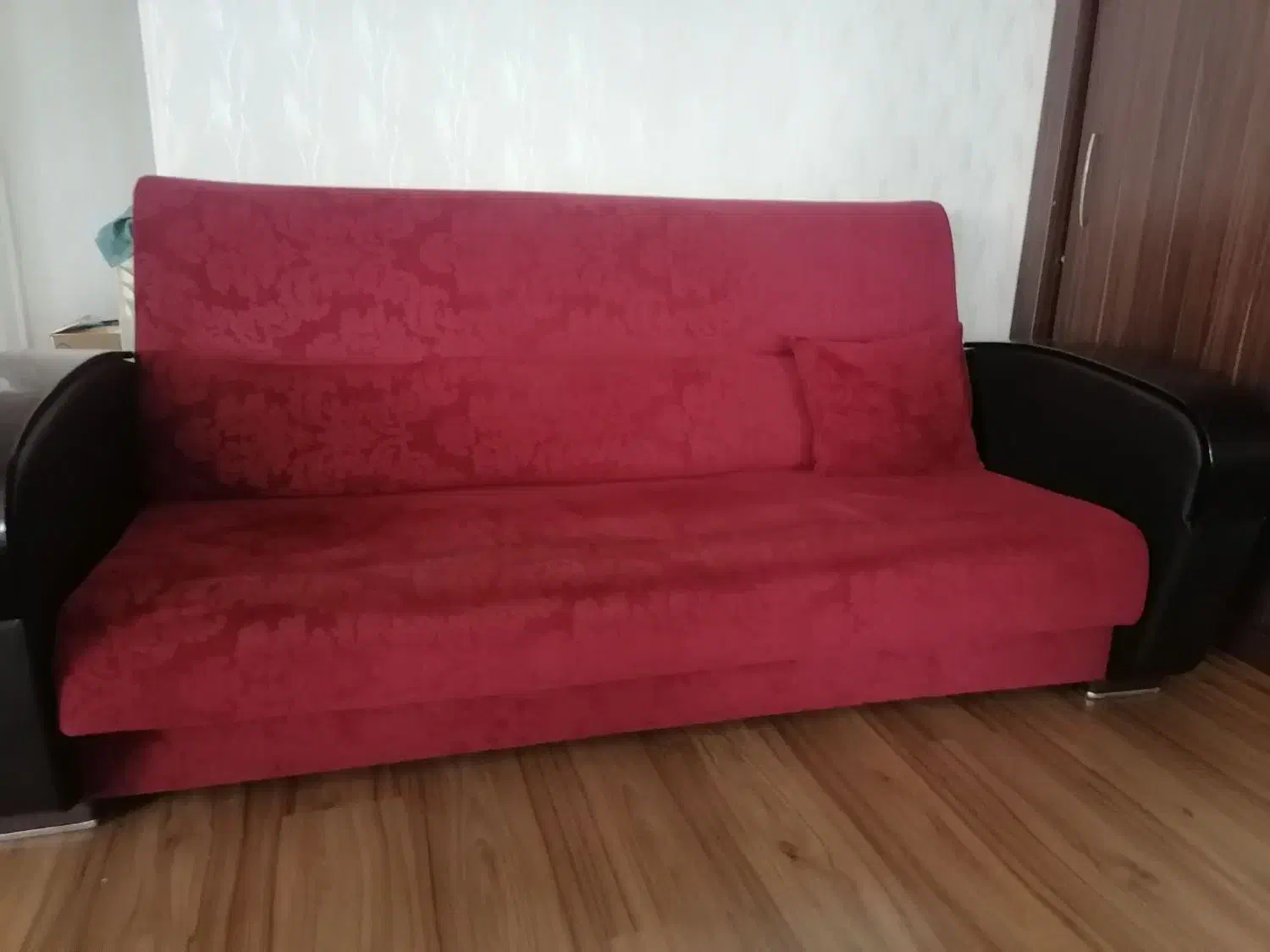 مبل نراد|مبلمان خانگی و میز عسلی|رشت, استادسرا|دیوار