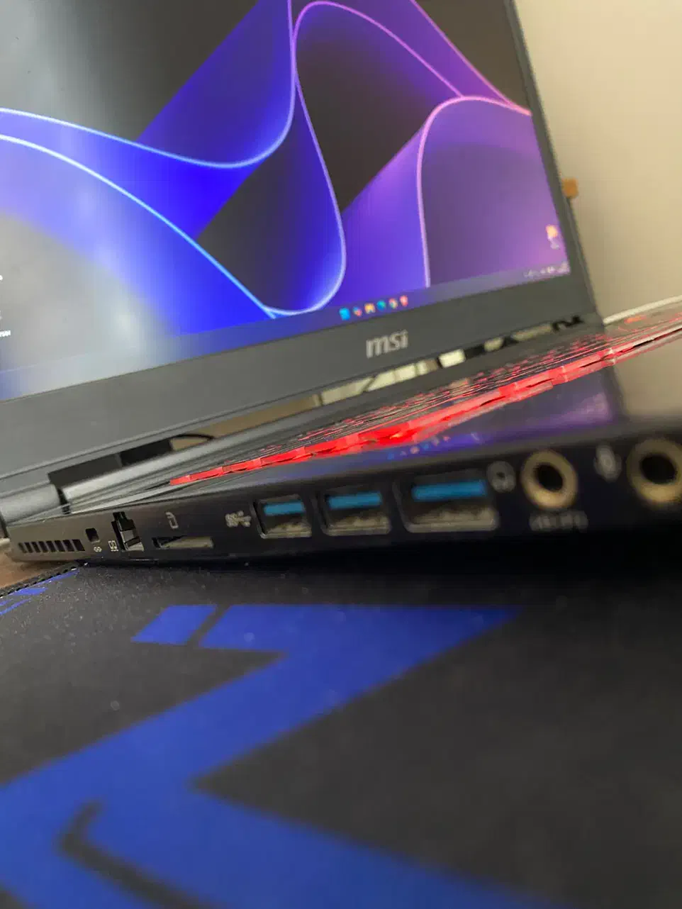 لپتاپ گیمینگ‌ MSI GS73-i7 1060|رایانه همراه|تهران, پونک|دیوار